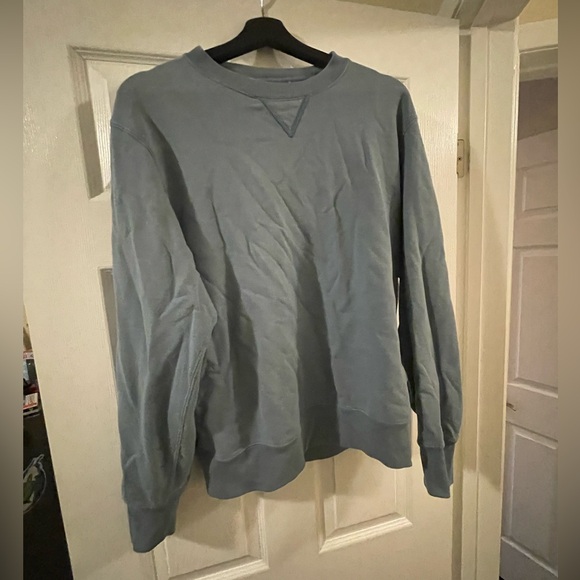 blue sweatshirt - Picture 1 of 2